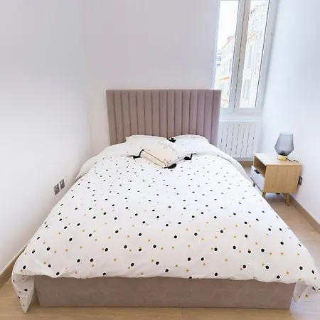 Jardin Des Muses - 2 Pieces - Parking Carre D'or Apartment *